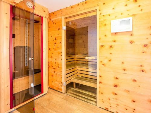 Lovely Holiday Home In Kaprun With Terrace
