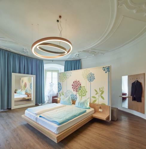 Hotel Schloss Weinberg