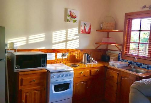Hostal Forest Edge - Nature Lovers' Retreat