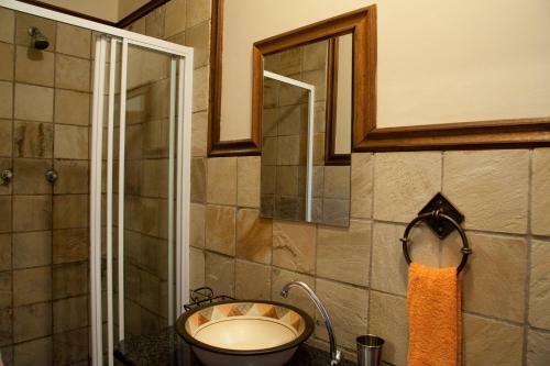 Hostal Rise And Shine Lodge