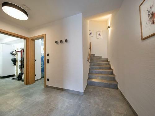 Luxury Chalet With 4 Bathrooms, Near A Small Slope