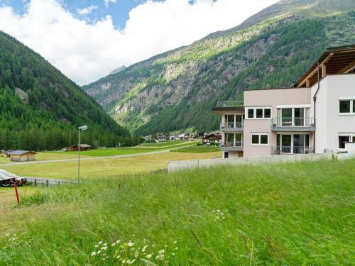 Attractive Apartment In Zwieselstein With Balcony