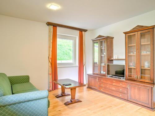 Beautiful Apartment In Zwieselstein With Balcony