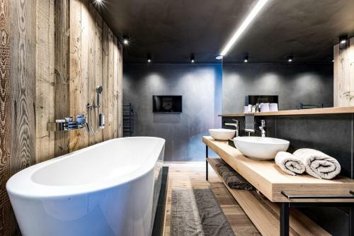 Almmonte Pr�clarum Suites Design Hotel