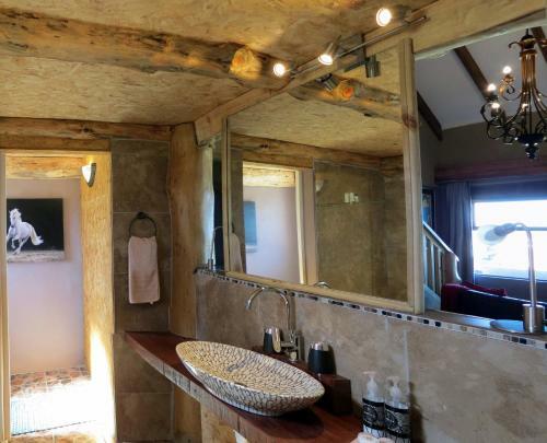 Agroturismo T'niqua Stable Inn