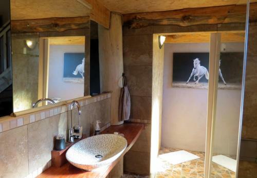 Agroturismo T'niqua Stable Inn