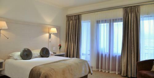 Hostal Val Du Charron Guest House & Wine Estate