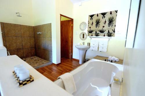 Hostal Mymering Guest House