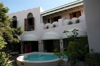 Hotel Grand Cafe & Rooms