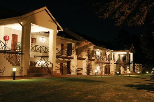 Champagne Castle Hotel