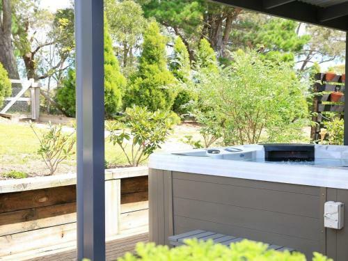 Duncraig House - Open Fireplace, Spa, Pet Friendly