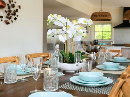 Duncraig House - Open Fireplace, Spa, Pet Friendly