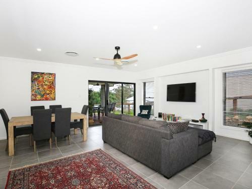Rockwall - Pet-friendly - Fire Pit