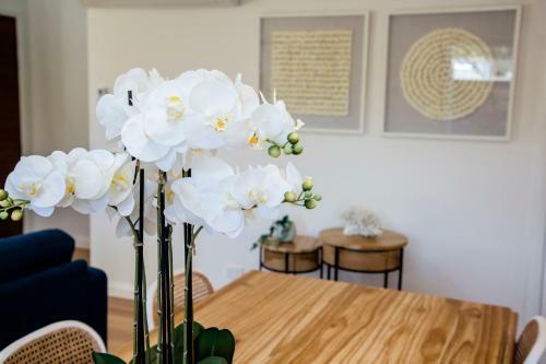 Brand New Home // Close Proximity To The Beach