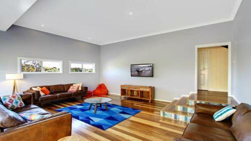 Your Luxury Escape - Away On Seview