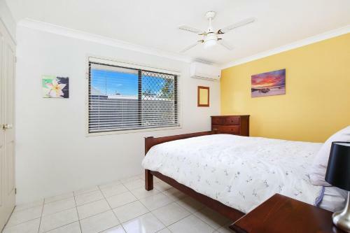 Michael Street 39, Golden Beach
