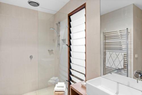 Florida On Carlyle Street