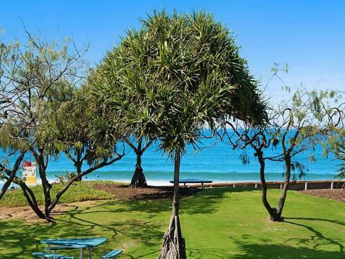 Apartamento Kings Beach Ocean Front Views Private Balcony Overlooking Kings Beach