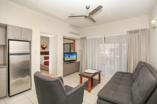 Centrally Located Apartment 1020