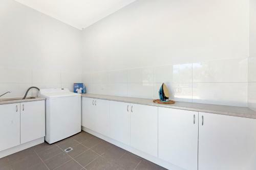 Henkley Cottage 4 - Daniel