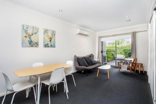 Apartamento Comfy Unit Next To Majura Oval, 10 Min From Cbd