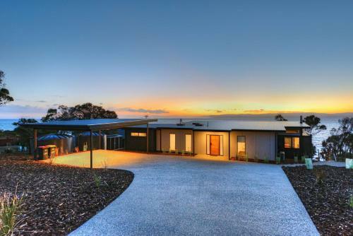 Freycinet Coastal Retreat