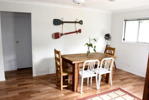 Apartamento Coolum Classic Beach Shack - Pet Friendly