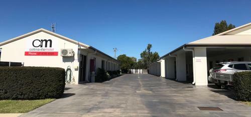 Hotel Collinsville Motel