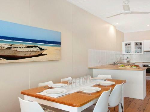 Ocean Blue Apartment Two - Oceanfront Apartment
