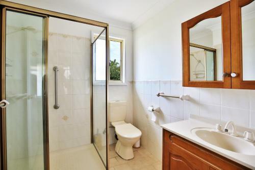 The Crescent - Pet Friendly - 1 Min To Beach