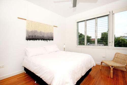 Ayana Beach House - Pet Friendly - Opposite Beach