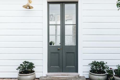 The Repose - Boutique Cottage