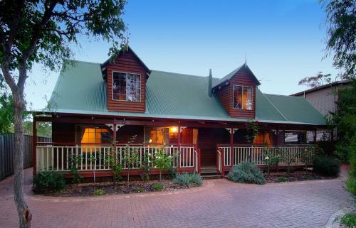 Rosewood Cottage