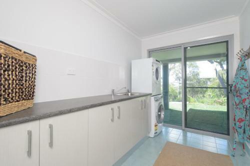 Yaringa - Retreat Style Accomodation With Swimming Pool