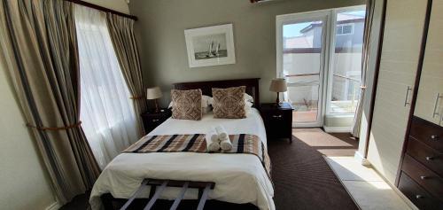 Hostal Brenton On The Rocks