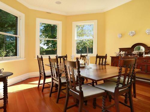 Redcourt - Est 1904: Southern Highlands Elegance
