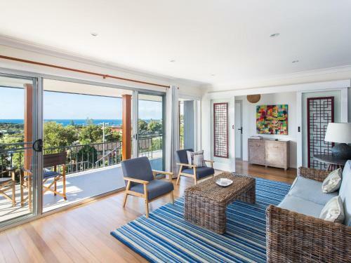 Easy Living At 14 Daphne Street