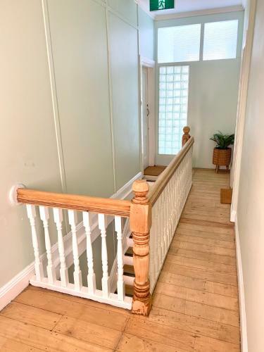 New England Rest Apartments-unit A