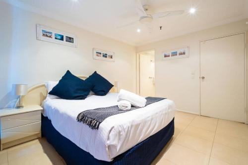 3 Bedroom Apartment - Panoramic Ocean Views