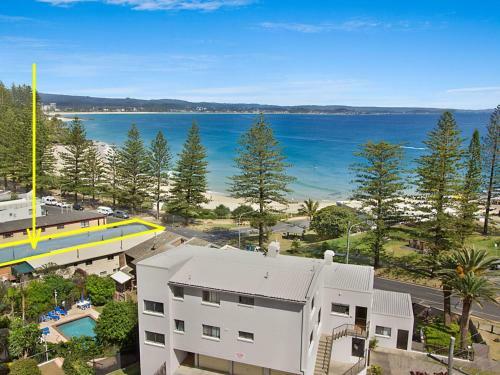 Apartamento Pacific View Unit 5 - Comfortable Budget Style, Beachfront Rainbow Bay Coolangatta