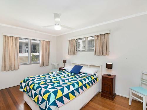 Apartamento Pacific View Unit 5 - Comfortable Budget Style, Beachfront Rainbow Bay Coolangatta