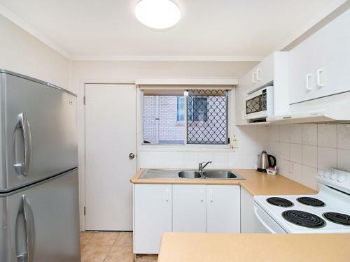 Apartamento Pacific View Unit 5 - Comfortable Budget Style, Beachfront Rainbow Bay Coolangatta