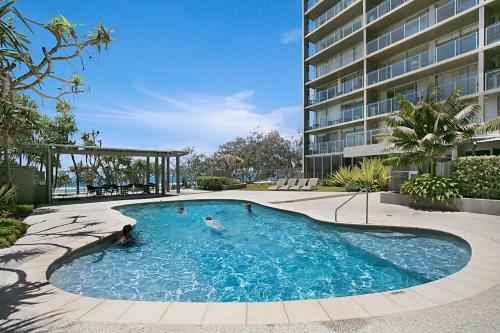 Aparthotel One The Esplanade Apartments On Surfers Paradise