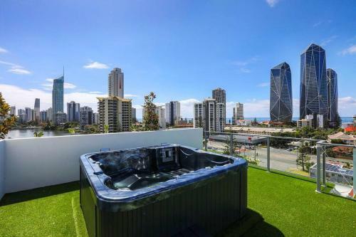 Stunning Waterfront 3bed Modern Apartment