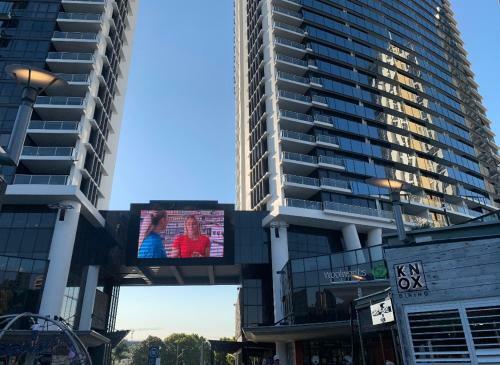 Breathtaking Views 4bd High Floor Lux Apartment