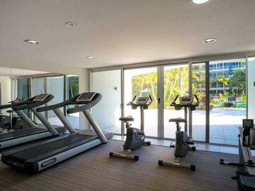 Resort Style Apartment In Hope Island