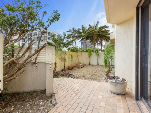 Spacious 3 Bedroom Family Apartment