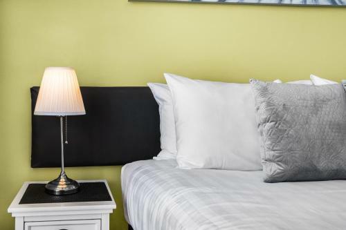 Apartamento Stylish? ?unit? ?with? ?pools,? ?playground? ?and ?ocean? ?views?