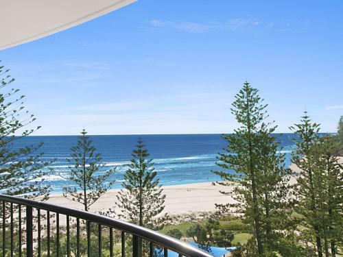 Calypso Tower Unit 807 - 3 Bedroom Unit On The Beachfront In Coolangatta