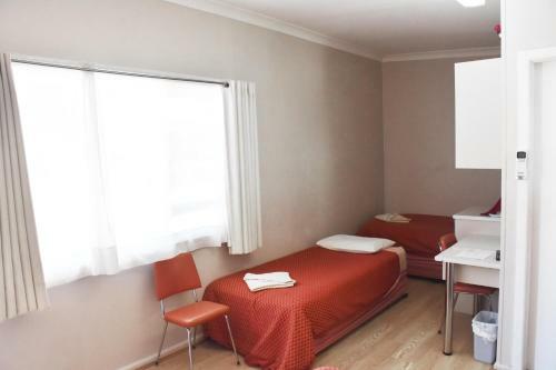Hillview Motel